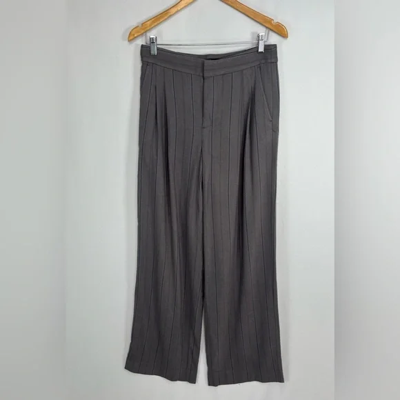 NEW / The Harlow Low-Slung Wide-Leg Pant in Pinstripe / B003 - Picture 6 of 9